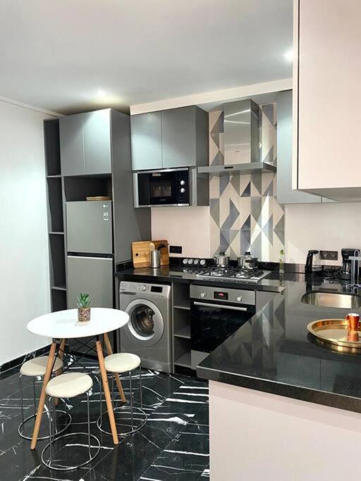 Lila Marrakech Apartment มาร์ราเกช ภายนอก รูปภาพ